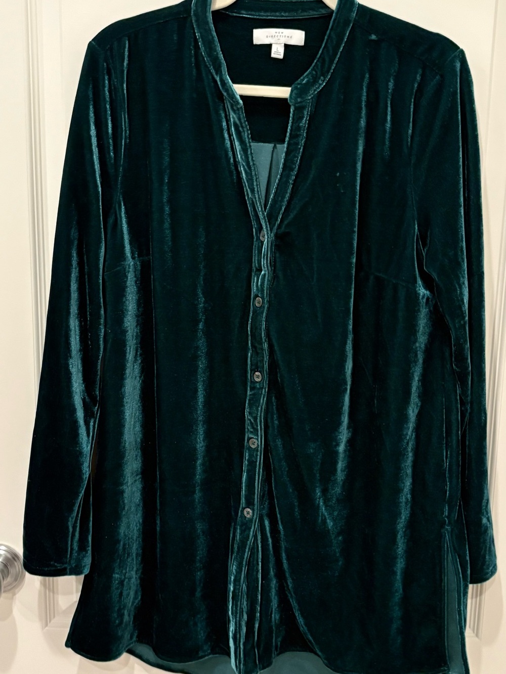 New Directions Women's Velvet Button-Front Tunic in Deep Green